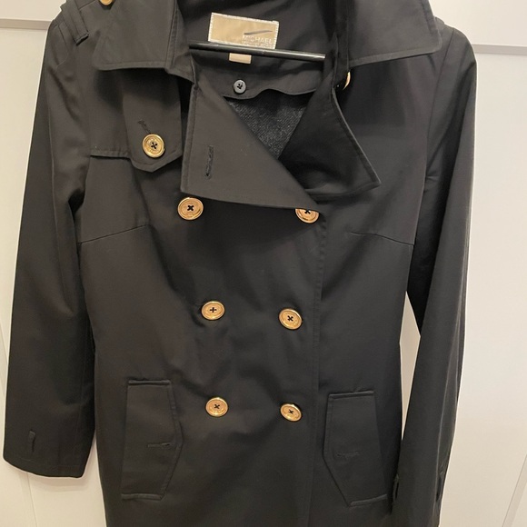 Michaels Kors Women’s black and gold trench coat with removable lining XS - Picture 2 of 7